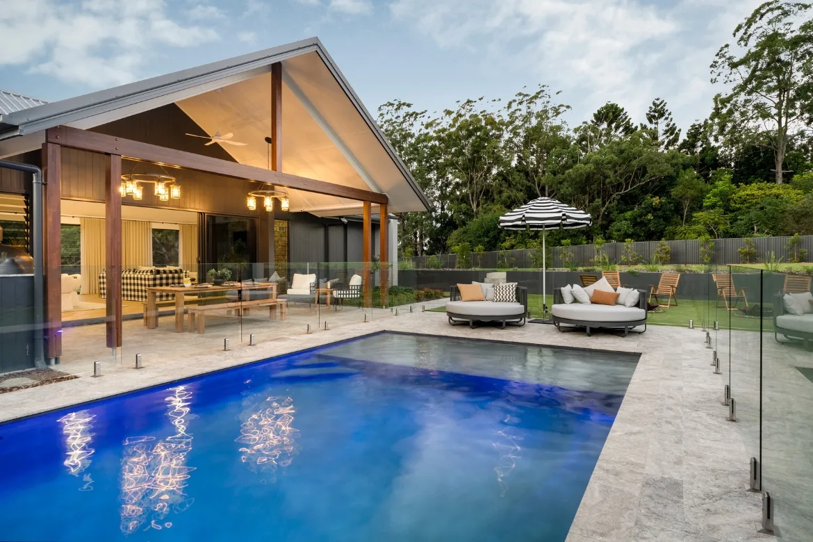 Balmoral Ridge, QLD modern kitchen with stone benchtops