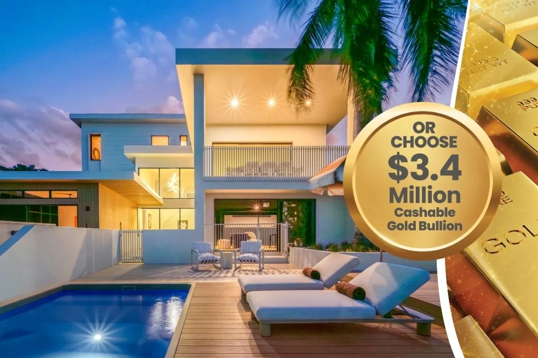 Caloundra, QLD open-plan living and dining area
